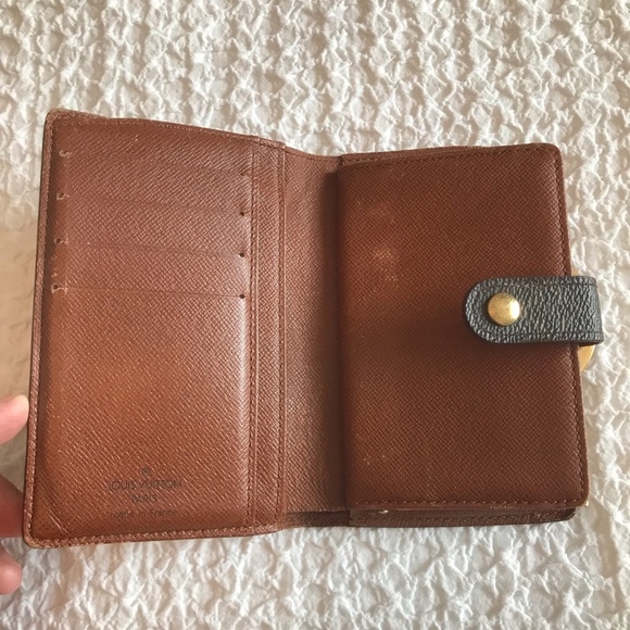 Vintage 1997 Authentic Louis Vuitton Kisslock bifold monogram wallet - Picture 7 of 15